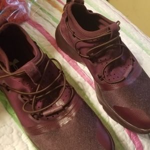 Under Armour womens sneakers